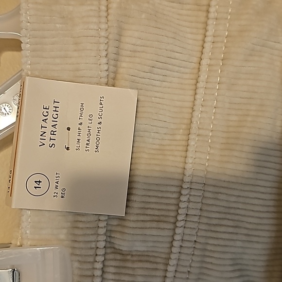 Universal Thread Women's Corduroy Vintage‎ Straight Pants Size 14 Beige - Picture 7 of 13